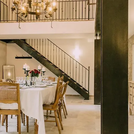 住宿加早餐酒店 Chateau De Larrouze Gite 康顿